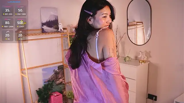 MoiraEger online show from March 2026 04:12:02 PM