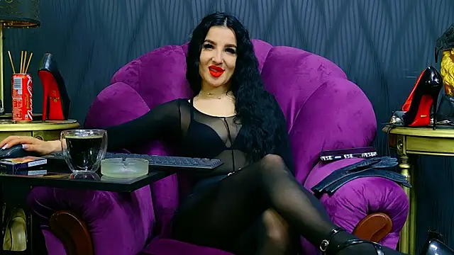 VivianReeve online show from May 2026 11:28:02 AM