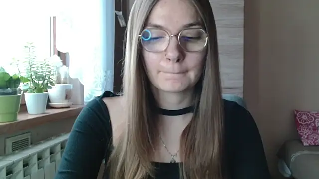 LooveELLYx online show from February 2026 07:26:01 AM