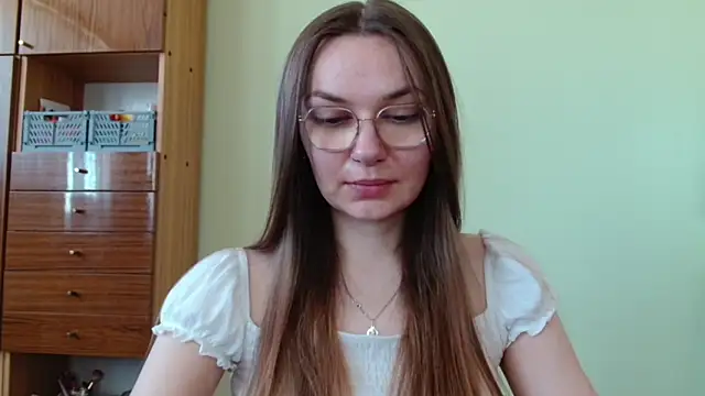 LooveELLYx online show from May 2026 06:30:01 AM