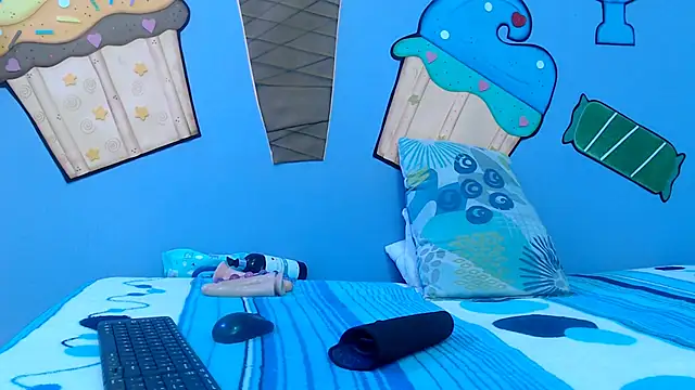 skinnykalitzo18 online show from January 2026 02:22:02 PM