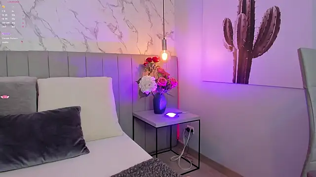 Karlla Brown online show from March 2026 12:12:01 PM