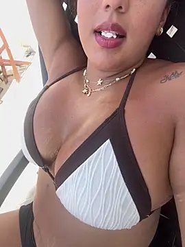 Karlla Brown online show from April 2026 04:00:01 PM