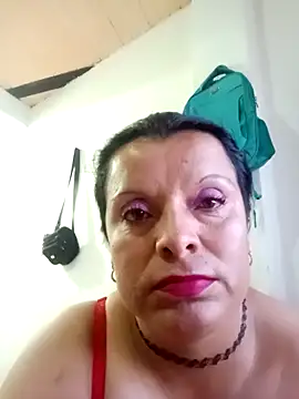 Snapshot of Hanna_Kieran chatting on October 2025 10:11:01 PM Hanna Kieran online show from October 2025 10:11:01 PM
