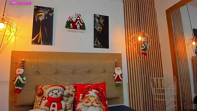 alesziarose online show from December 2025 08:26:01 PM