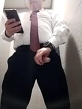 BigCristh79 online show from March 2026 12:49:02 PM