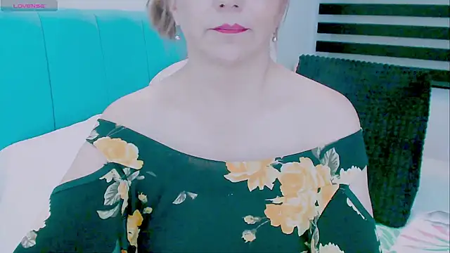 Kendraline1 online show from June 2026 10:48:02 PM