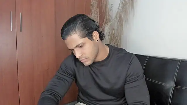 Snapshot of Evansdark1 chatting on October 2025 01:09:01 AM Evansdark1 online show from October 2025 01:09:01 AM