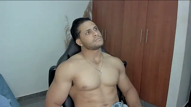 Evansdark1 online show from May 2026 10:50:03 PM