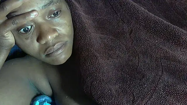 Snapshot of sexythae32 chatting on September 2025 02:25:01 AM sexythae32 online show from September 2025 02:25:01 AM