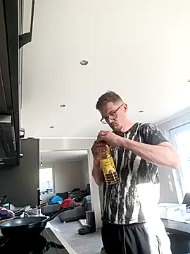 liema3156 online show from April 2026 04:33:02 PM