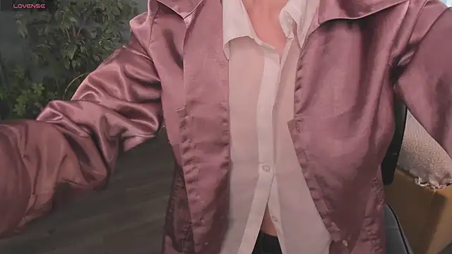 chloe dreammm online show from March 2026 05:33:02 AM