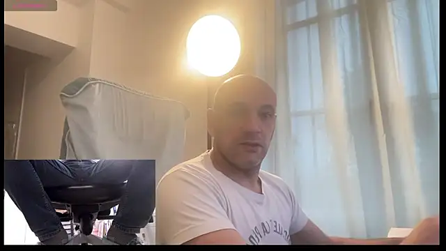 Snapshot of Ctrl_Nous chatting on June 2026 08:16:01 AM Ctrl Nous online show from June 2026 08:16:01 AM