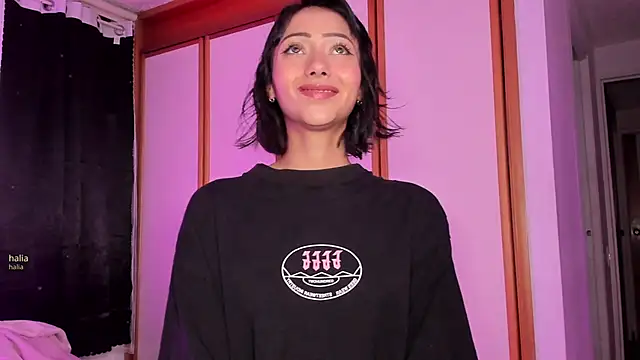 Londonttipton online show from March 2026 01:11:02 AM