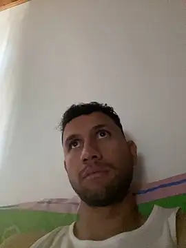 Michaell Spinelly online show from October 2025 08:17:02 PM