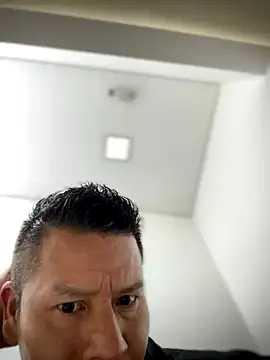 Manu0586 online show from September 2025 04:17:01 AM