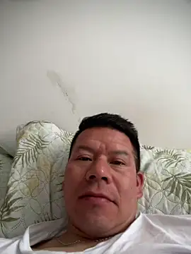 Manu0586 online show from May 2026 02:54:01 PM