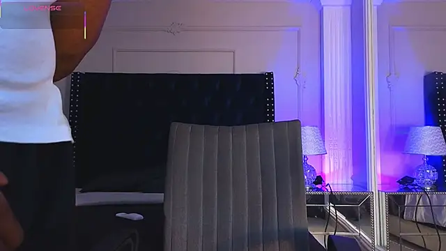 CharlesBrown  online show from April 2026 02:33:01 PM