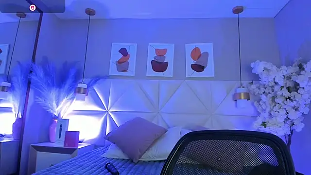 Valeria carter online show from October 2025 07:48:02 PM