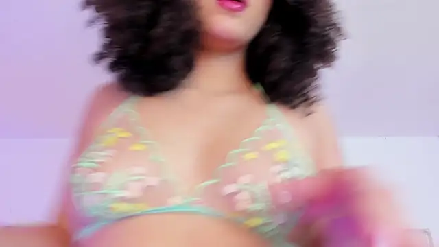 LilBoonew online show from November 2025 12:05:02 PM