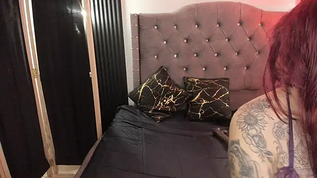 Scarbadgirl  online show from June 2026 04:02:01 AM