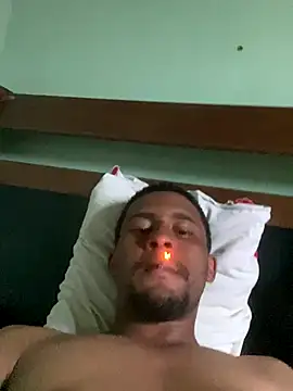 Snapshot of freedmar chatting on December 2025 08:24:02 PM freedmar online show from December 2025 08:24:02 PM