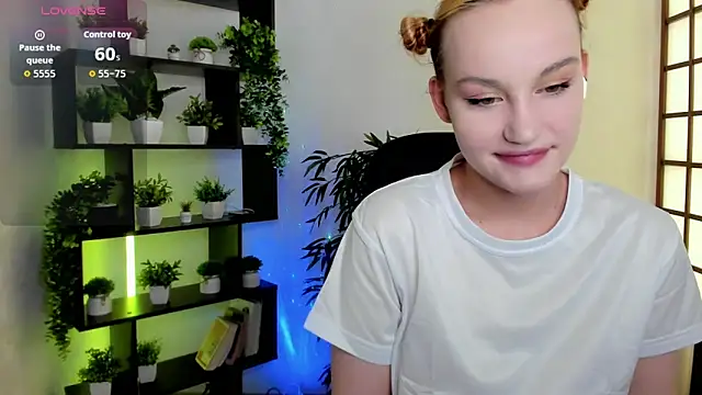 Ida FaneStain online show from April 2026 08:45:02 AM