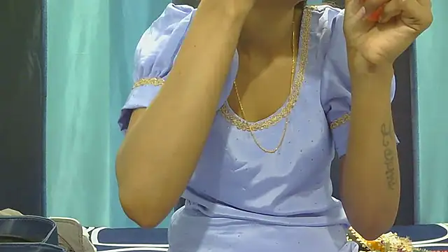 Aarti misty71 online show from January 2026 04:04:02 AM