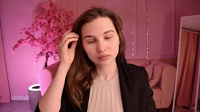 TessaMill online show from March 2026 06:06:01 AM