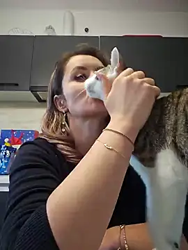 SeductiveMom online show from January 2025 07:21:02 AM