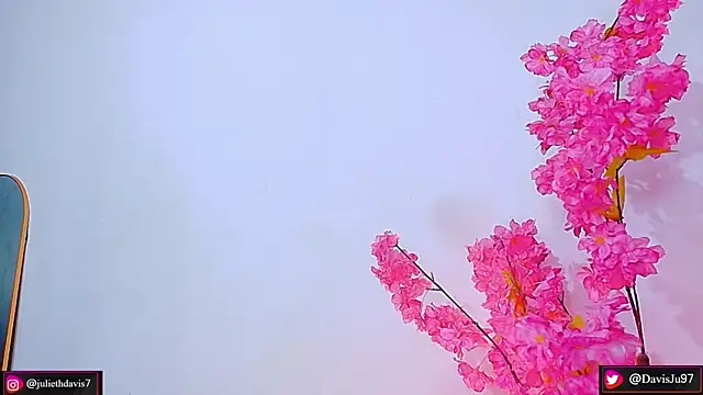 JulietaDavis online show from June 2026 09:41:02 AM