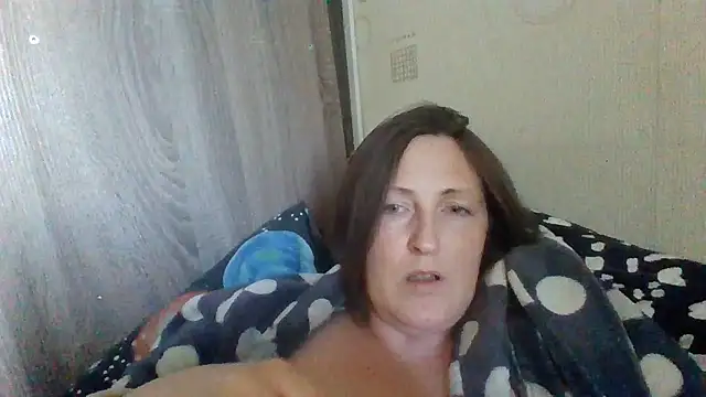 Snapshot of AllaSowinskaya chatting on July 2026 01:52:02 PM AllaSowinskaya online show from July 2026 01:52:02 PM