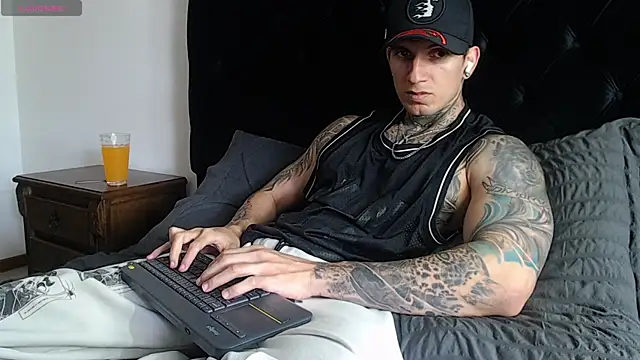 Shane Clay online show from January 2026 06:43:02 PM