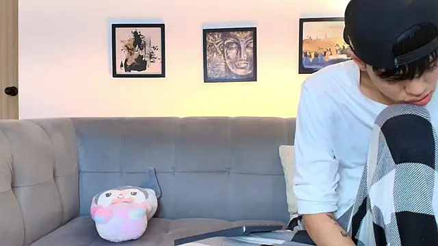 TWINKS FRIENDS online show from April 2026 01:29:02 PM