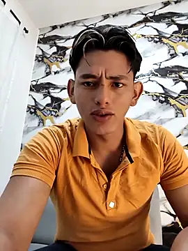 Snapshot of Hiroshi_Shen chatting on December 2025 12:42:01 AM Hiroshi Shen online show from December 2025 12:42:01 AM