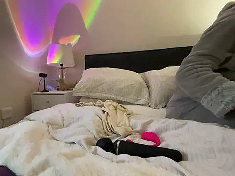 FrancescaXO online show from February 2026 08:30:02 AM