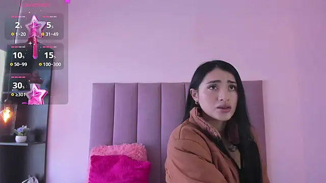 violet myerrs online show from October 2025 01:44:01 PM