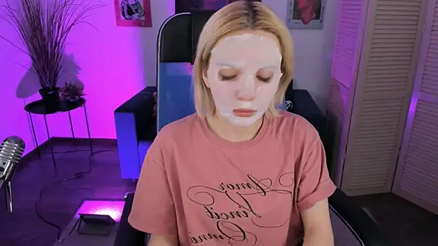 AuroraWrenfield online show from January 2026 12:46:02 AM