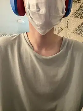 Snapshot of AyatoriKamado chatting on October 2025 08:12:02 AM AyatoriKamado online show from October 2025 08:12:02 AM