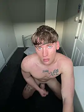 naughtyboy0124 online show from April 2026 06:33:02 PM