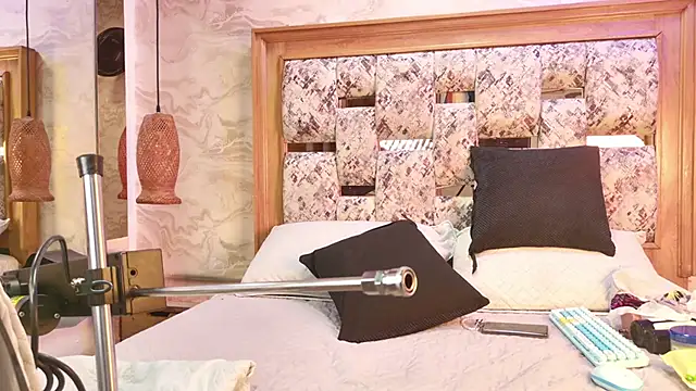 ZOLEY WATSON online show from March 2026 03:02:02 AM