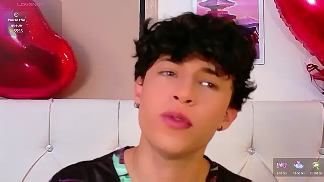 Axel  Evans online show from February 2026 01:10:01 PM