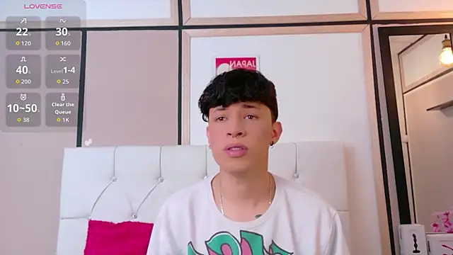 Axel  Evans online show from April 2026 01:05:01 PM