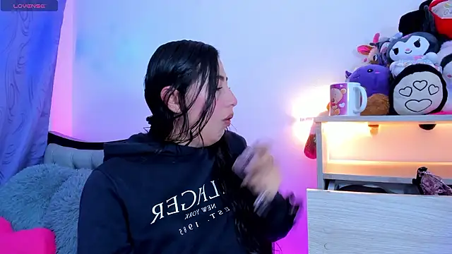 my aleja  online show from March 2026 02:17:01 AM