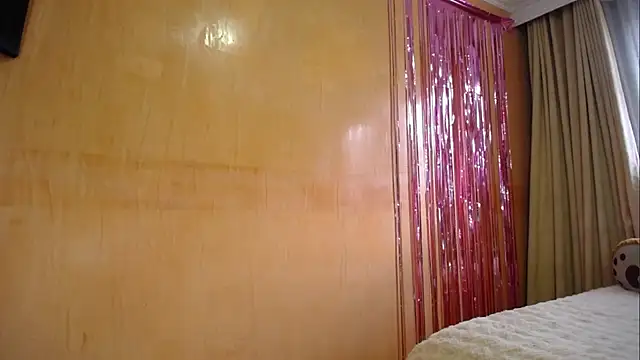 miss lilieth online show from July 2026 02:47:02 PM