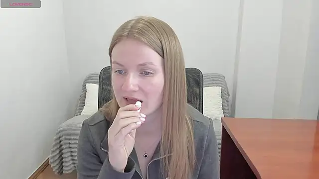 Alisha Skyes online show from April 2026 08:25:02 PM