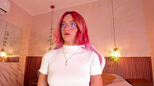 daphne courtis online show from April 2026 03:06:02 AM