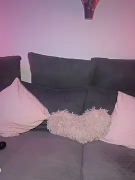 shortybig official online show from March 2026 04:16:01 AM