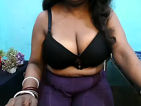 Snapshot of PREETI_BABY chatting on September 2025 06:02:02 AM PREETI BABY online show from September 2025 06:02:02 AM
