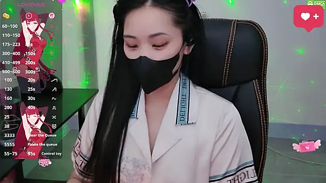 HanaYourlove online show from April 2026 11:37:01 AM